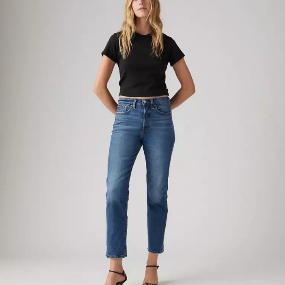Levi's Wedgie Straight Fit Blue Jeans Size 28 Premium Denim Classic Casual